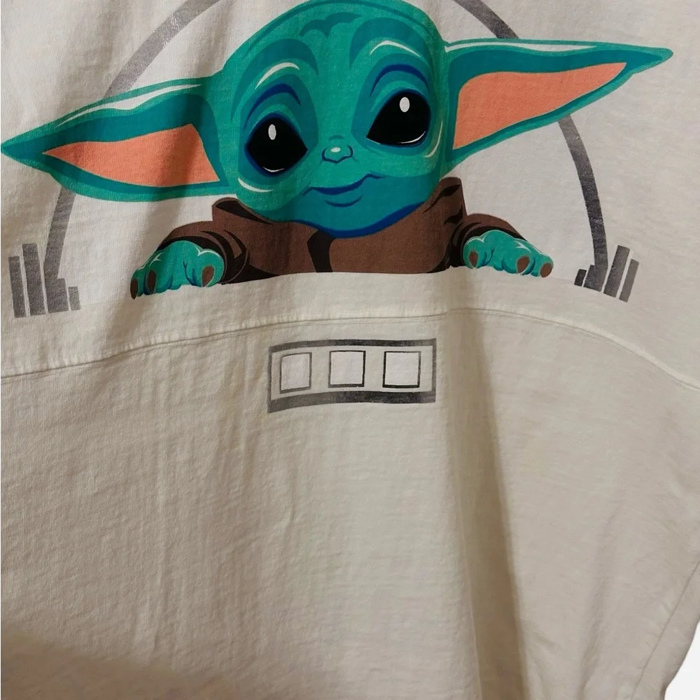 Disney Star Wars‎ Size LargeThe Mandalorian Baby Yoda Grogu Cotton Spirit Jersey